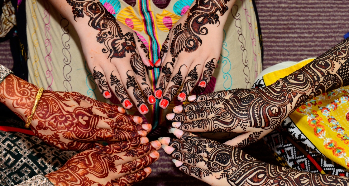 Embracing Traditions: Connecting through Henna Tattoos